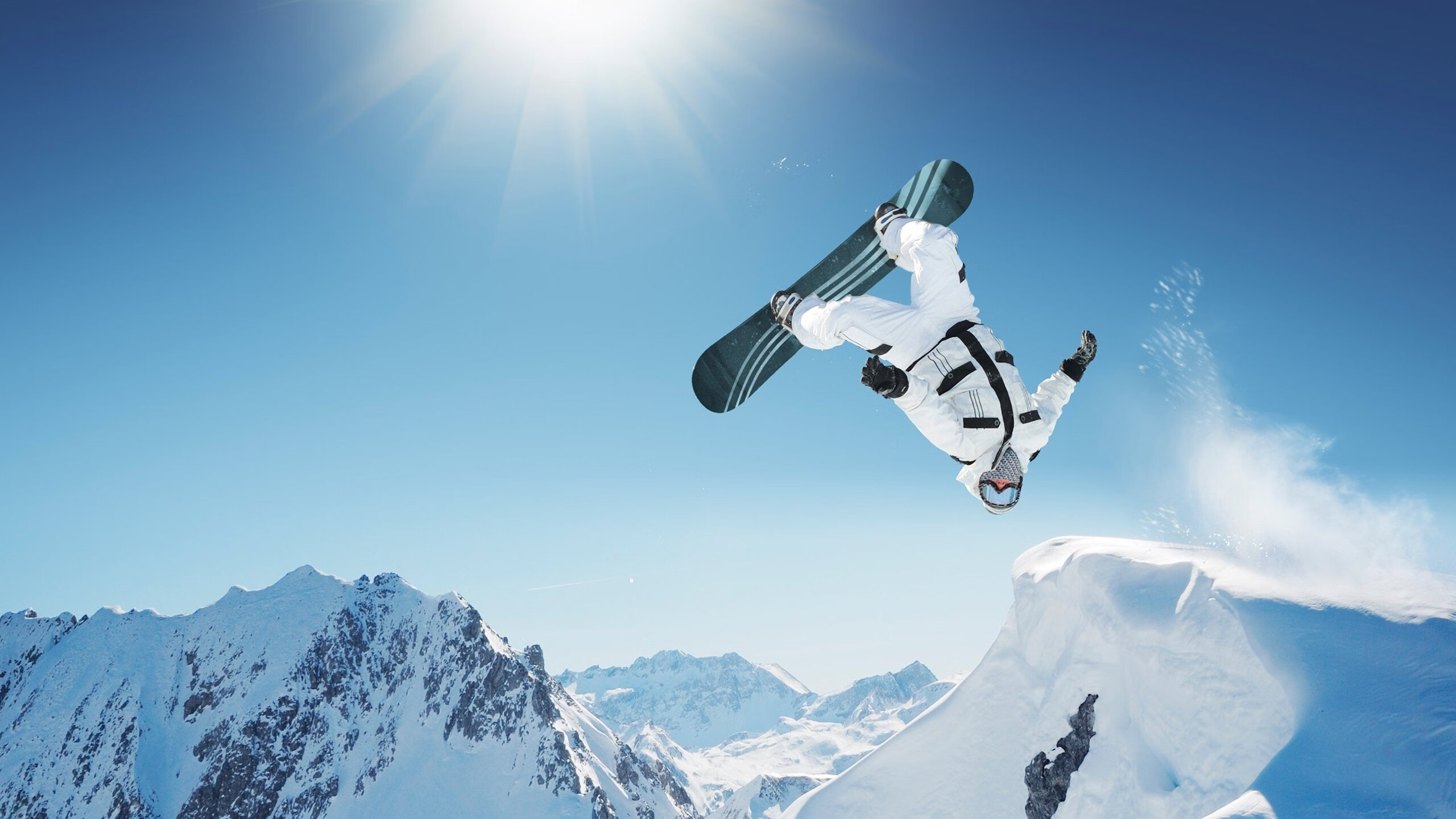 中美蝶泳中段配速策略大不同,中游体育蝶泳视频